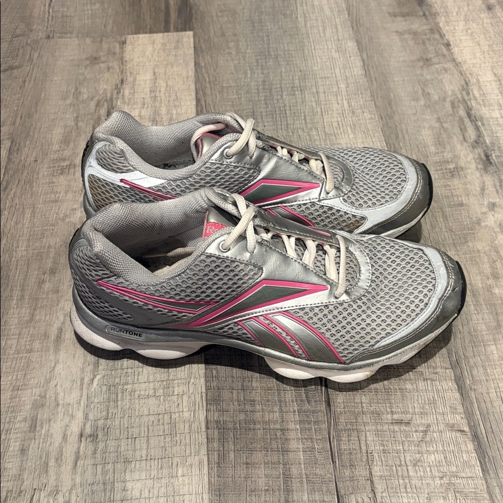 Women’s Silver and Pink Reebok Runtone, no insole included. - Picture 2 of 8